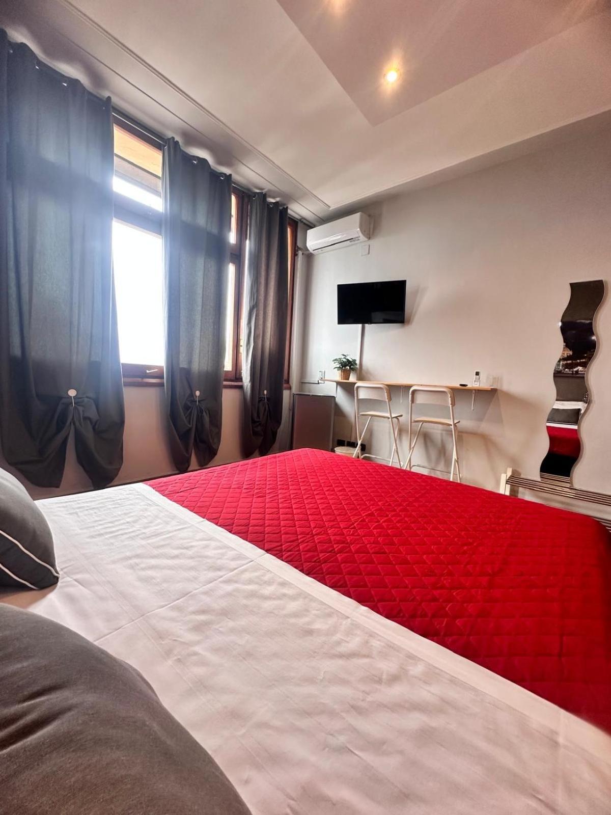 Alta Dimora B&B Suites Катания Екстериор снимка