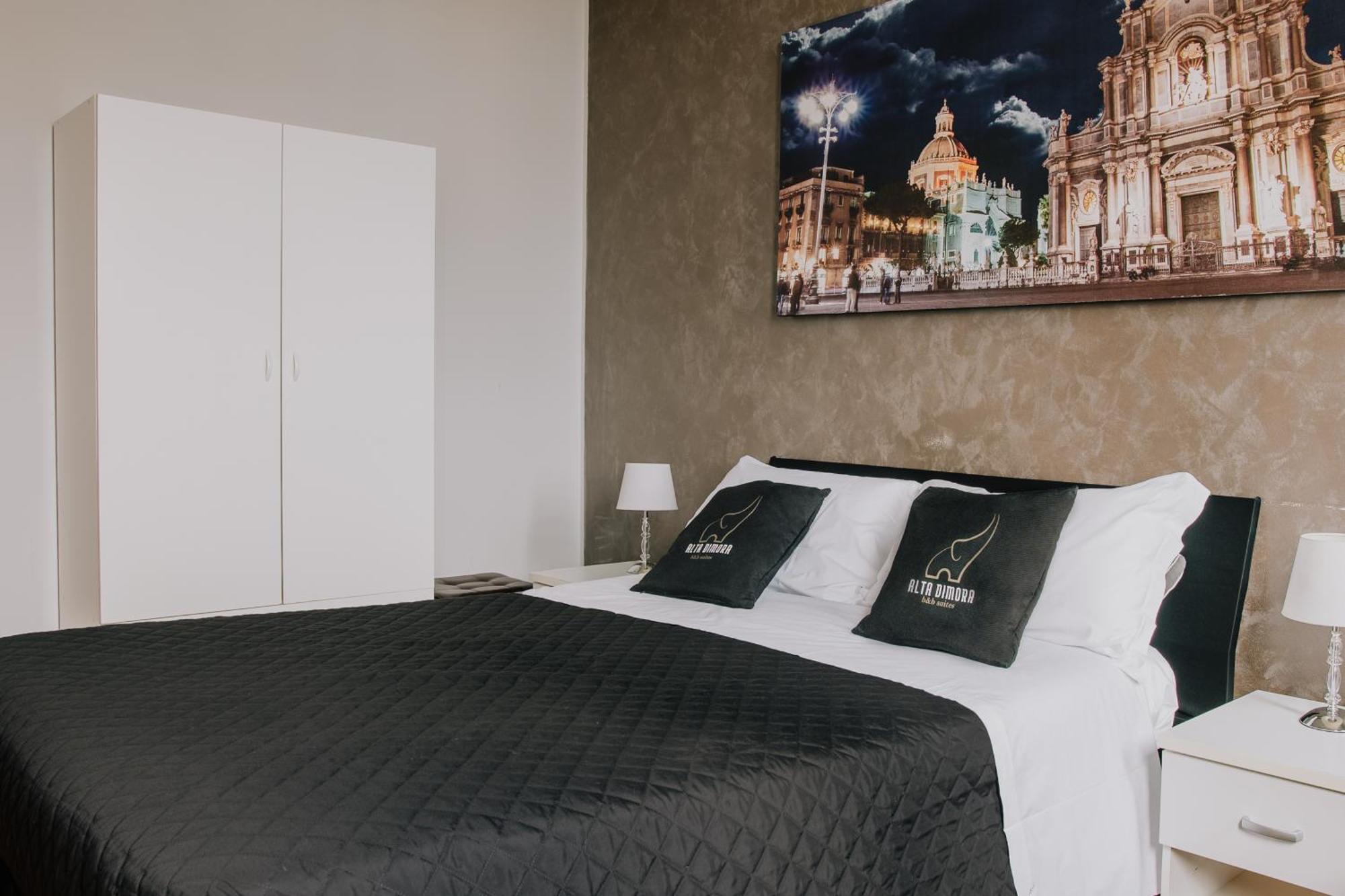 Alta Dimora B&B Suites Катания Екстериор снимка