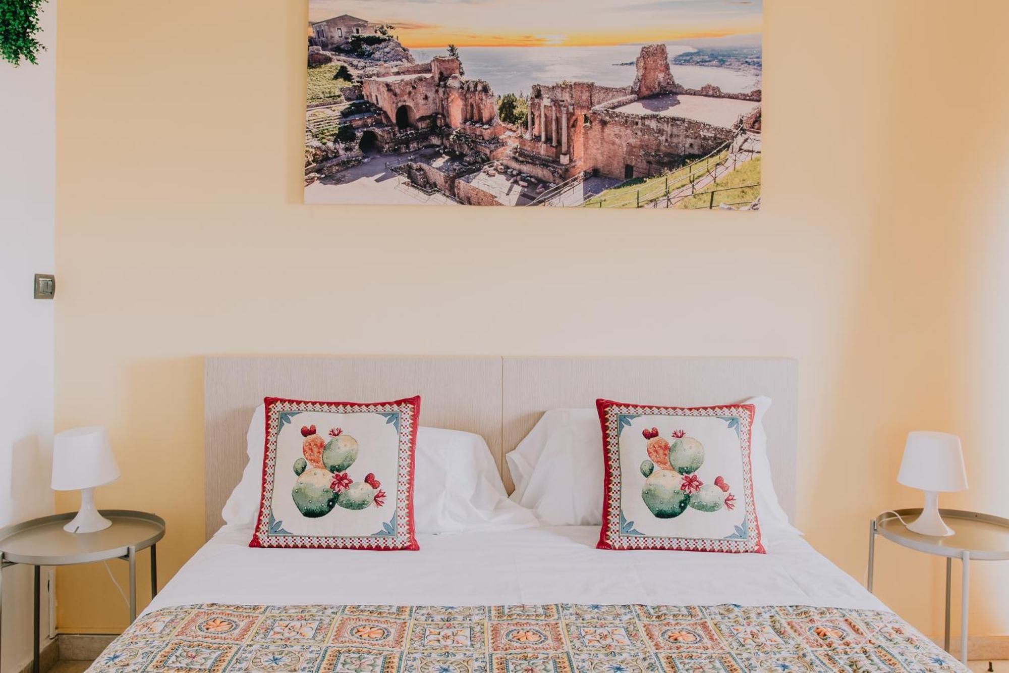 Alta Dimora B&B Suites Катания Екстериор снимка